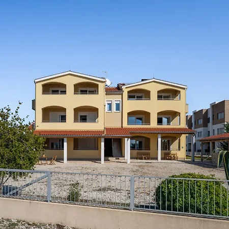 Πανσιόν Kotari In - Nord-dalmatien Sukošan