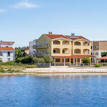 Guest house Kotari In - Nord-dalmatien Sukosan